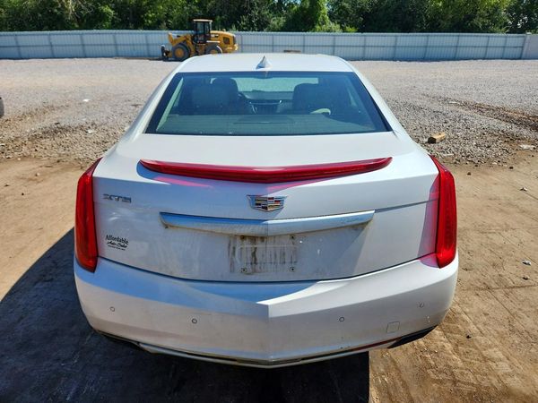 2016 CADILLAC XTS Luxury