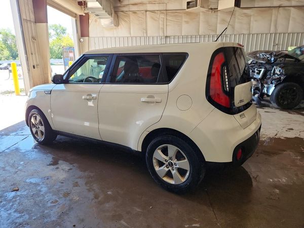 2019 KIA SOUL Base