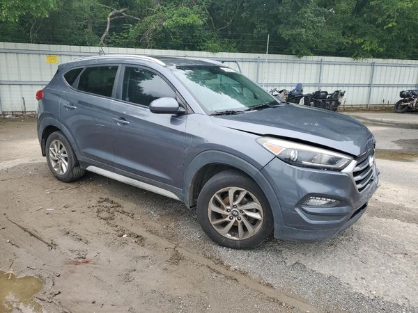 2017 HYUNDAI TUCSON