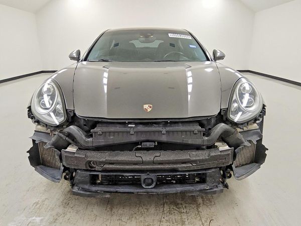 2014 PORSCHE PANAMERA