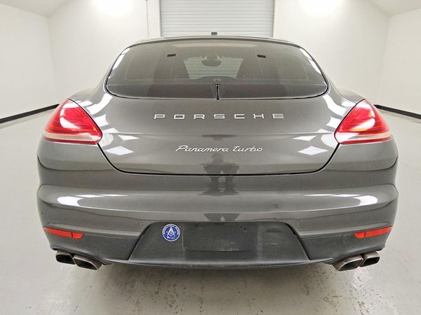 2014 PORSCHE PANAMERA