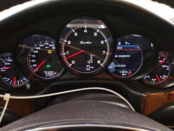 2014 PORSCHE PANAMERA