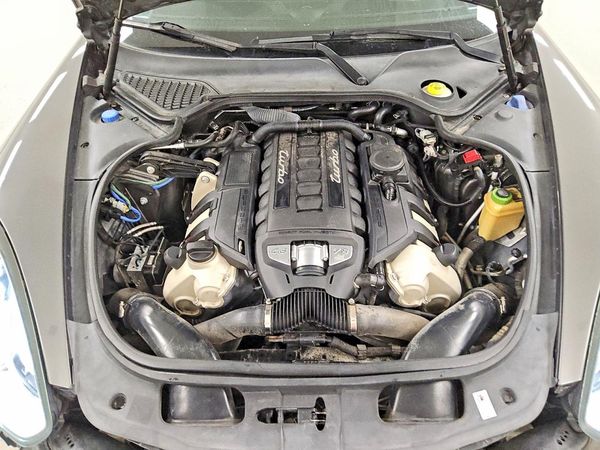 2014 PORSCHE PANAMERA