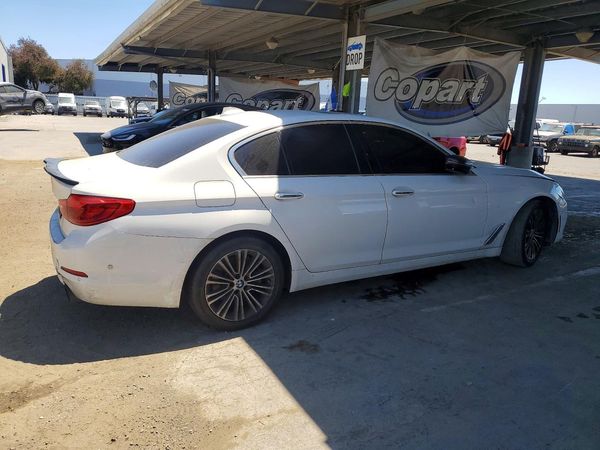 2017 BMW 530