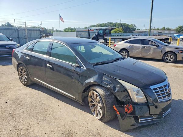 2015 CADILLAC XTS