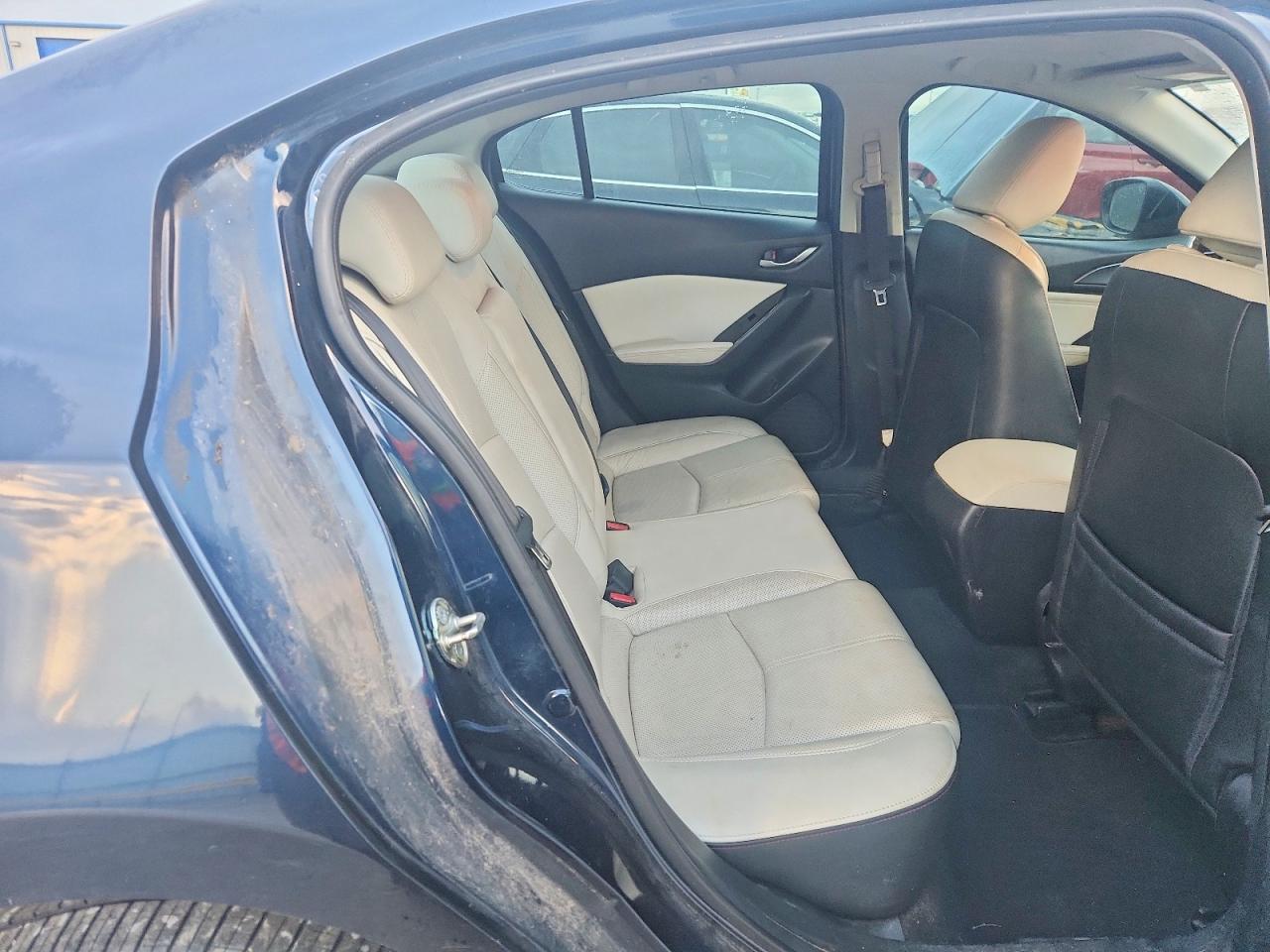 2017 MAZDA 3 Grand Touring