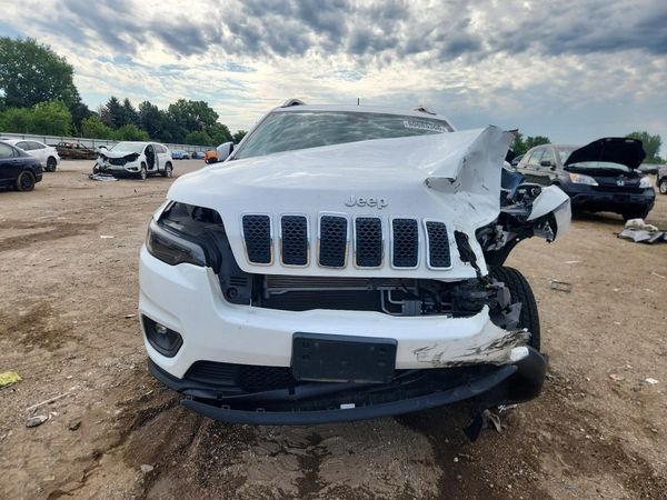 2019 JEEP CHEROKEE LATITUDE 4X4
