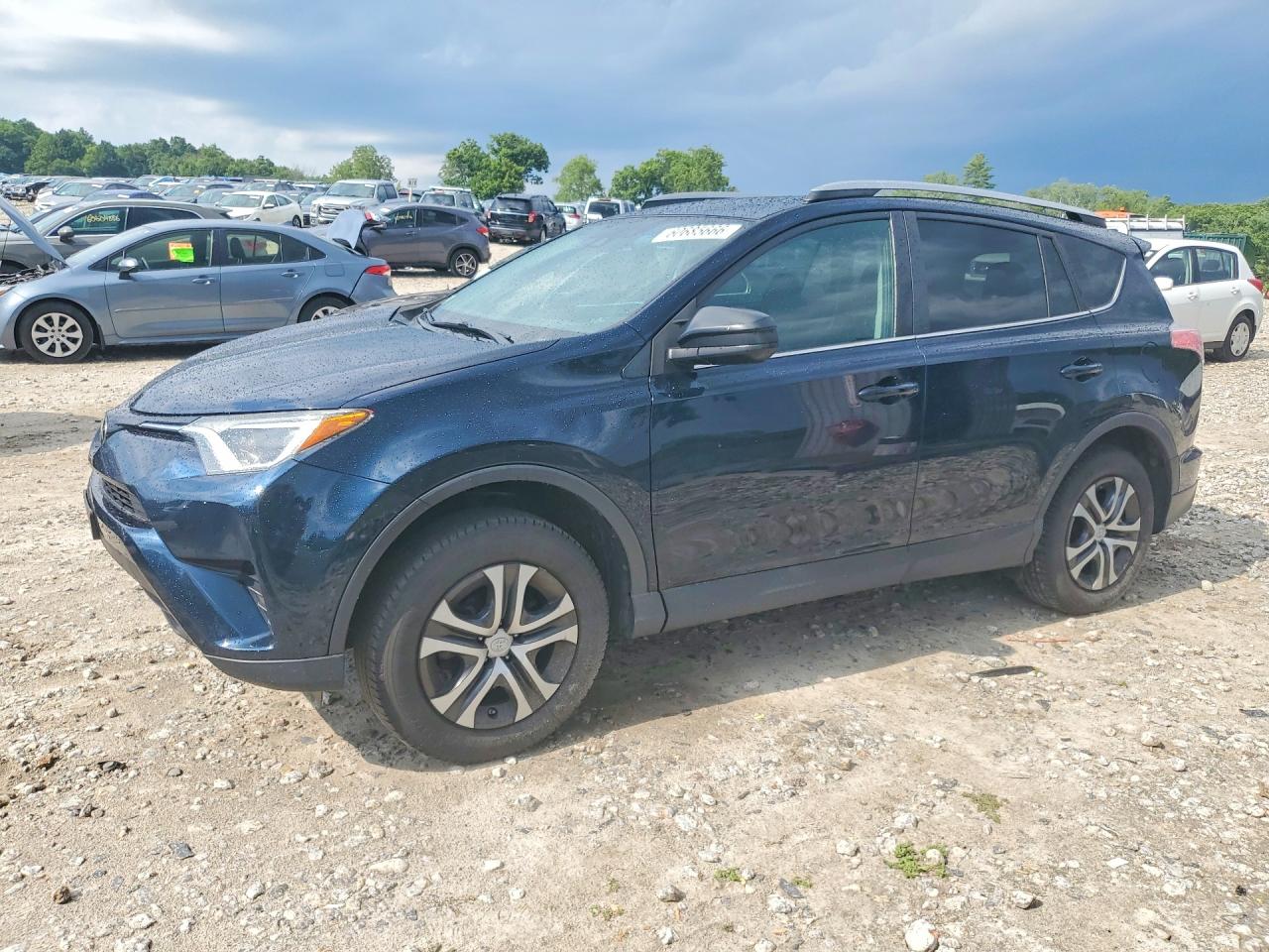 2017 TOYOTA RAV4 LE