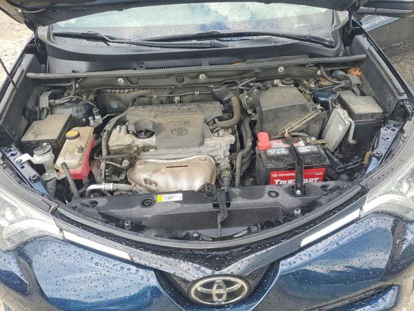 2017 TOYOTA RAV4 LE