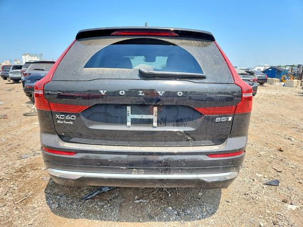 2023 VOLVO XC60 Plus Bright