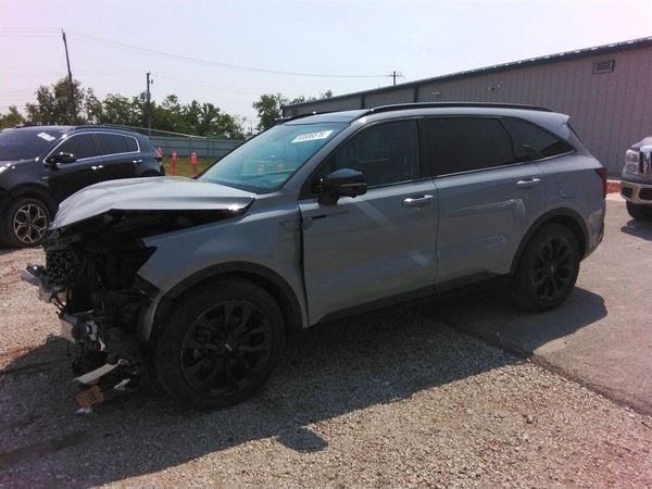2022 KIA SORENTO