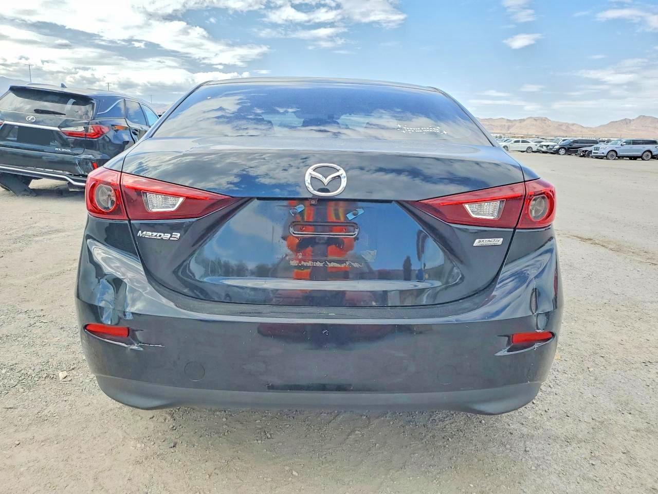 2016 MAZDA 3 Sport/GX