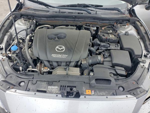 2016 MAZDA 3 SV/Base