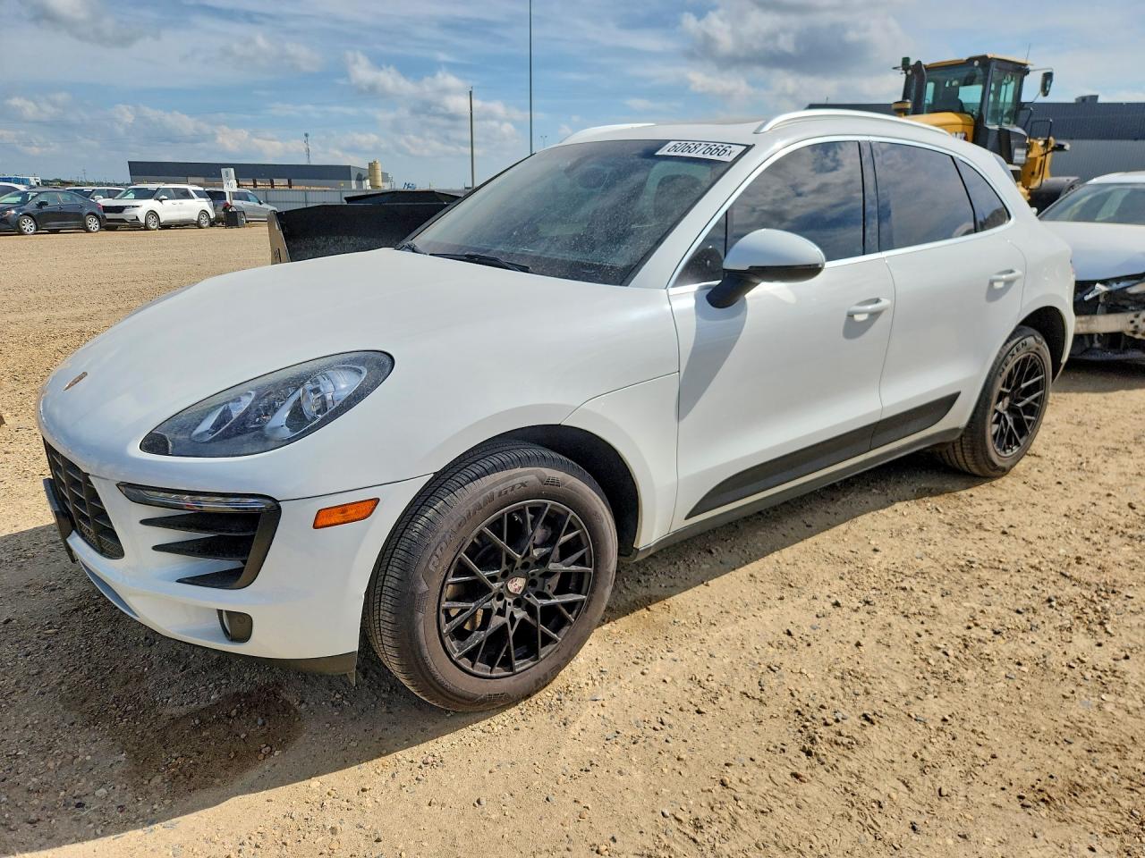 2015 PORSCHE MACAN