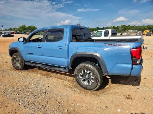 2019 TOYOTA TACOMA SR5