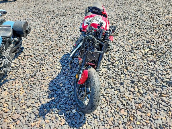 2025 HONDA CBR CYCLE