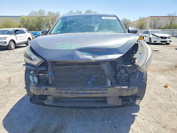 2017 HYUNDAI TUCSON SE (no options)