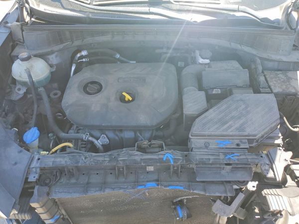 2017 HYUNDAI TUCSON SE (no options)