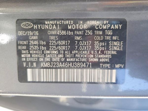 2017 HYUNDAI TUCSON SE (no options)