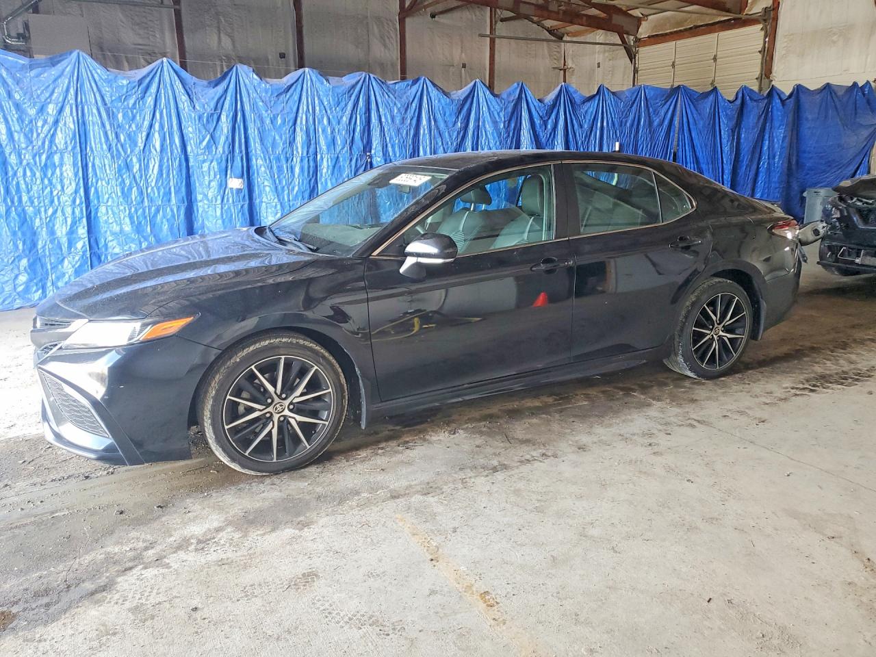 2022 TOYOTA CAMRY SE