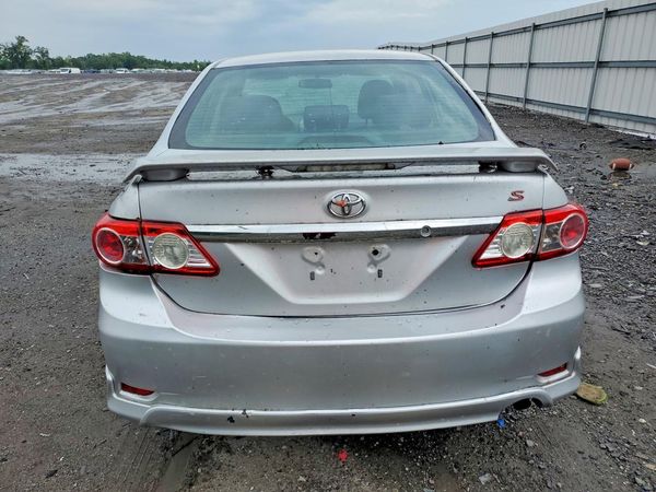 2013 TOYOTA COROLLA