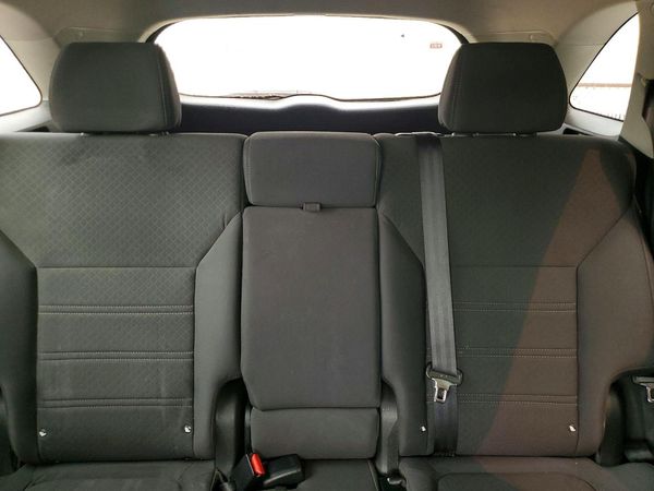 2016 KIA SORENTO L / LX