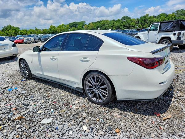 2016 INFINITI Q50