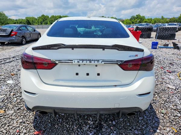 2016 INFINITI Q50