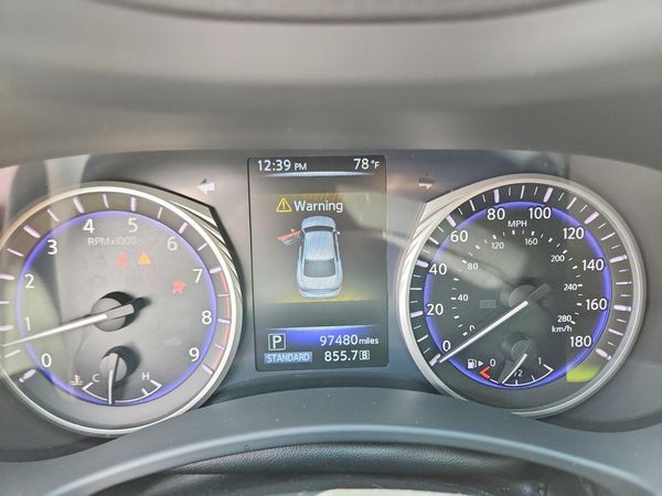 2016 INFINITI Q50