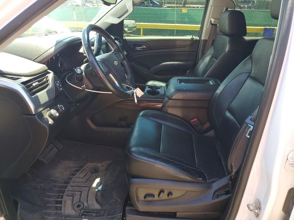 2017 CHEVROLET SUBURBAN LT — DENT
