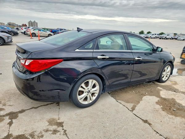 2012 HYUNDAI SONATA