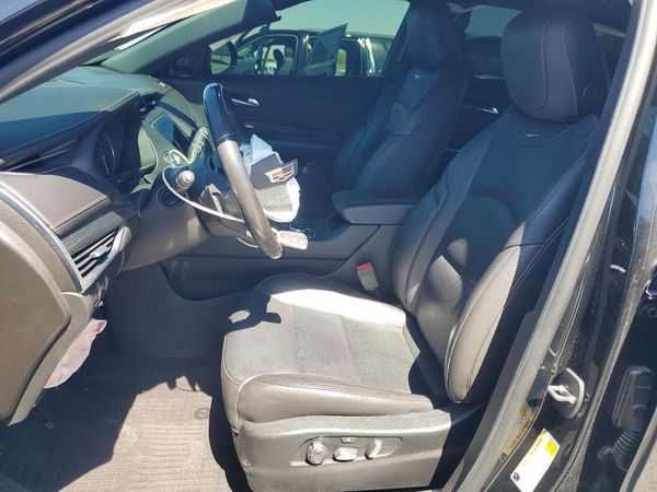 2019 CADILLAC XT4