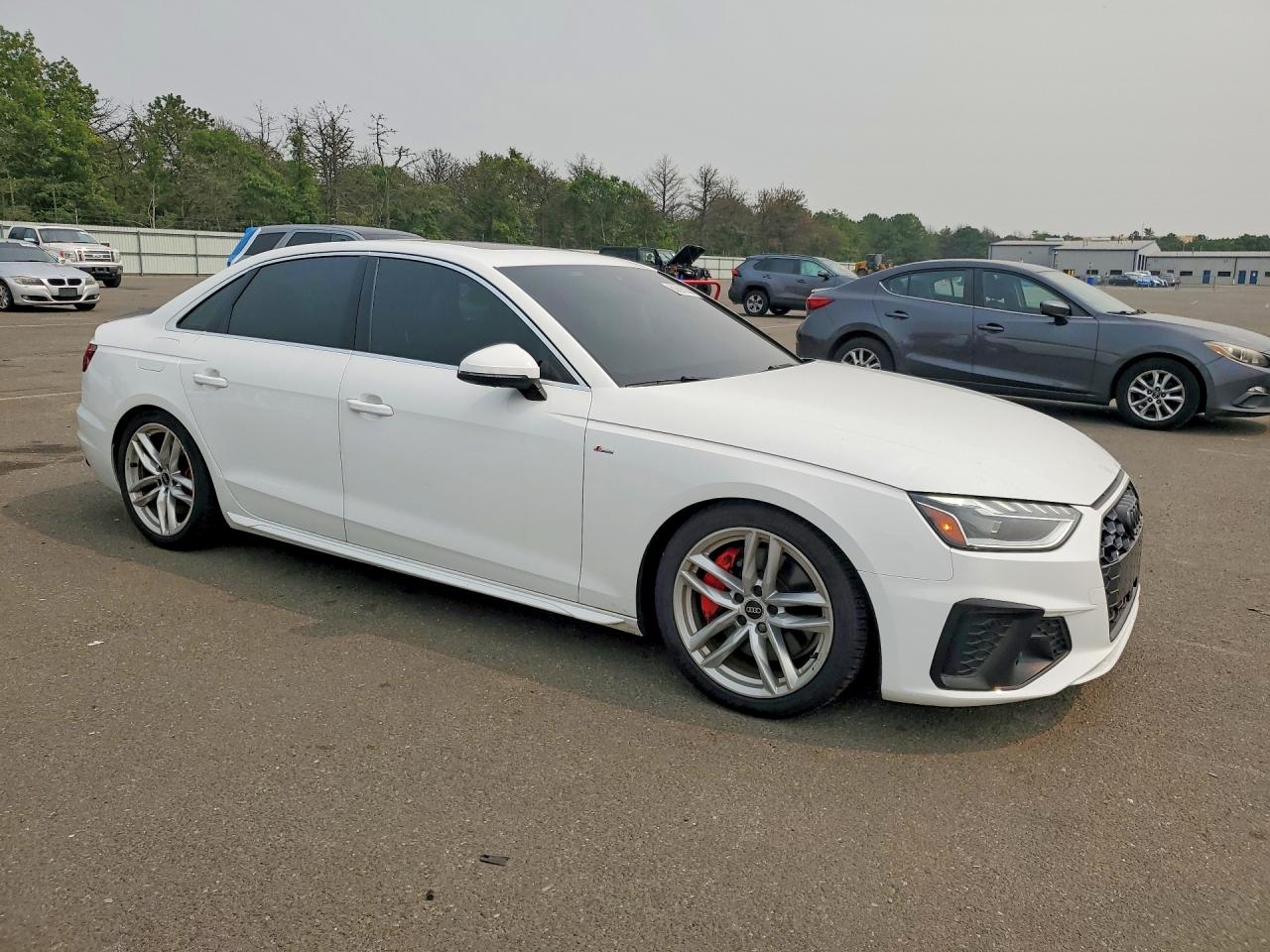 2022 AUDI A4