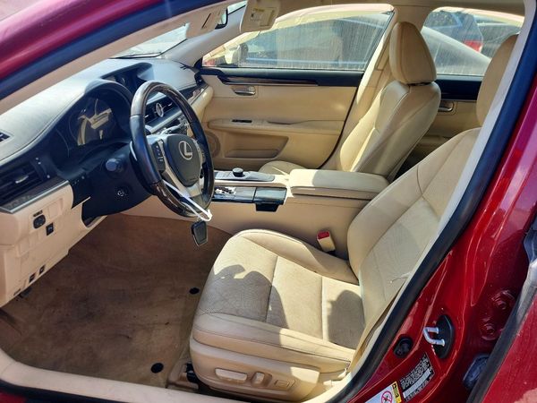 2013 LEXUS ES