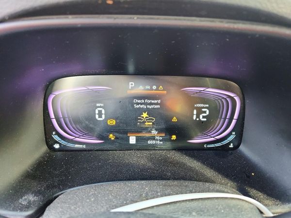 2024 KIA SOUL LX, S