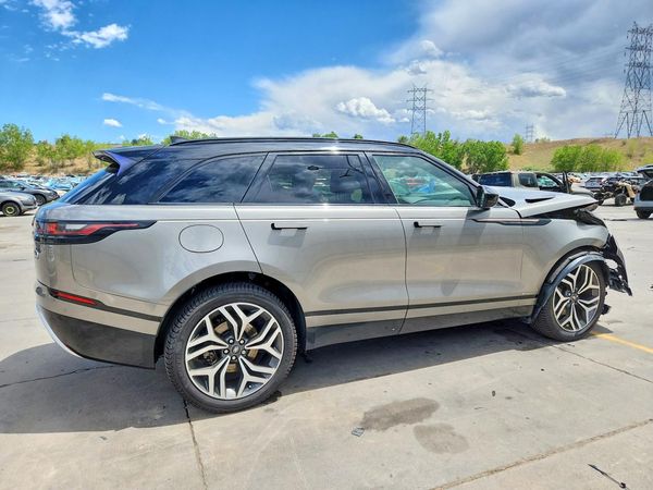 2019 LAND ROVER RANGE ROVER VELAR R-Dynamic SE