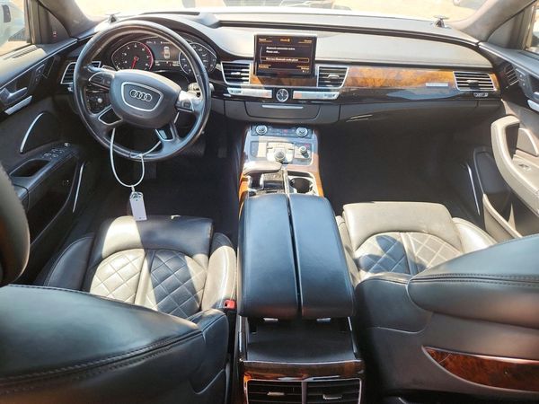 2017 AUDI A8 quattro Sport L