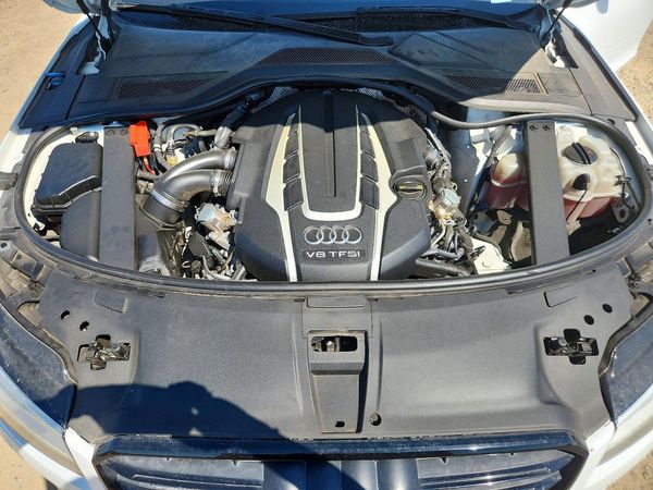 2017 AUDI A8 quattro Sport L