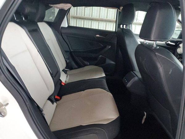 2021 VOLKSWAGEN JETTA S / SE / R-Line