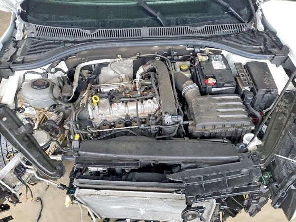 2021 VOLKSWAGEN JETTA S / SE / R-Line