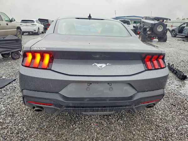 2026 FORD MUSTANG I4