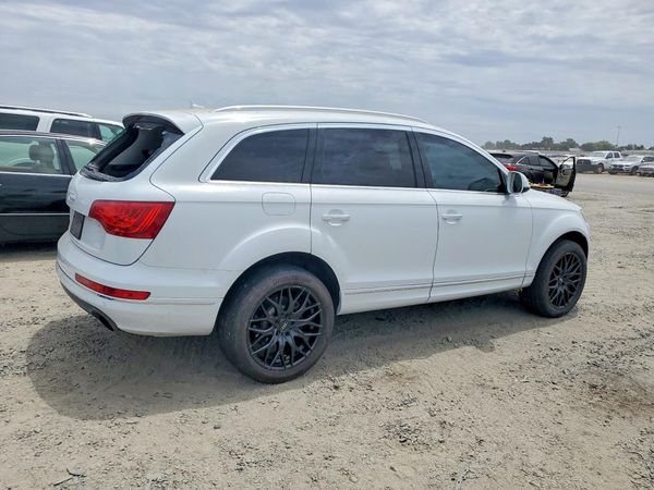 2012 AUDI Q7 Premium Plus