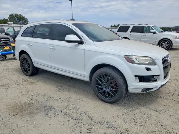 2012 AUDI Q7 Premium Plus