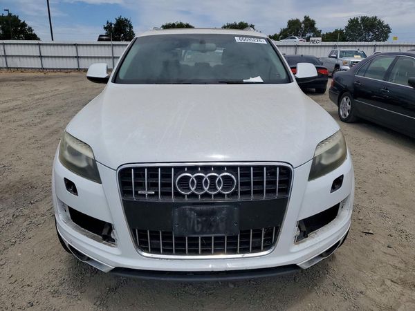 2012 AUDI Q7 Premium Plus