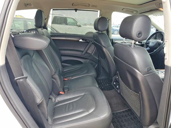2012 AUDI Q7 Premium Plus