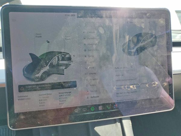 2021 TESLA MODEL 3