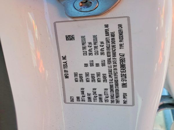 2021 TESLA MODEL 3