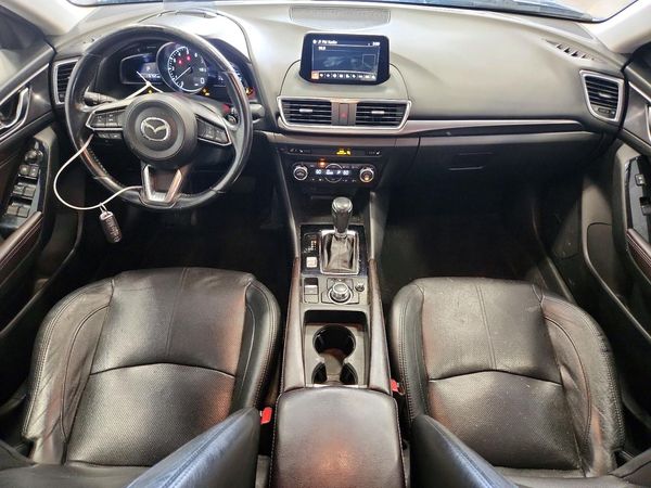 2017 MAZDA 3