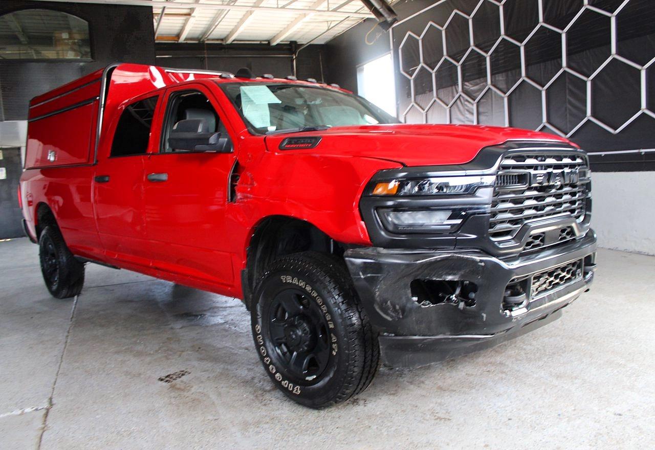 2026 RAM 3500 TRADESMAN CREW CAB 4X4