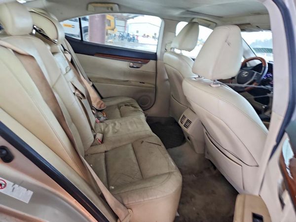 2013 LEXUS ES 300h